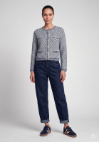 Strickjacke in zweifarbigem Diagonalmuster