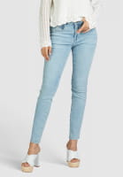 Skinny jeans made from lightweight blue denim with lyocell content