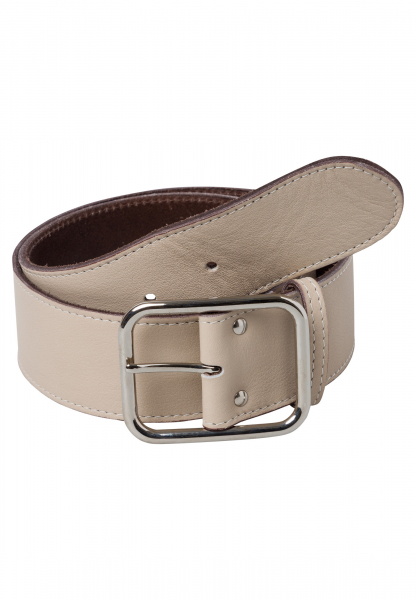 Smooth leather belt with curved clasp