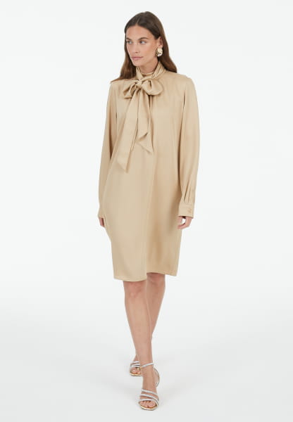 Dress in matt satin