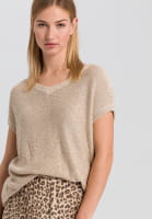 Knitted shirt with sequin details