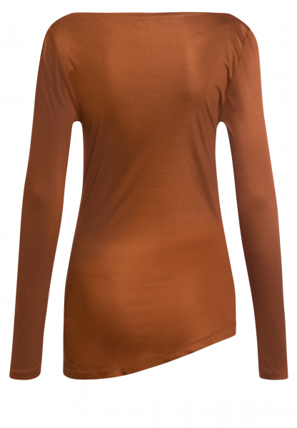 Shirt With asymmetrical draping