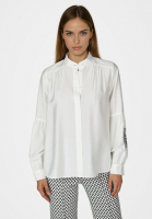 Bluse mit Stickerei