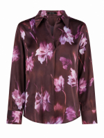 Blouse with a floral print