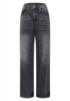 Jeanshose mit weitem Bein