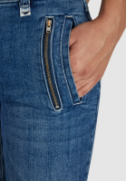 Jeans mit Reißverschlusstasche