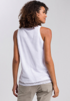 Top made of soft mesh material