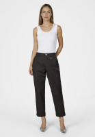 Ribbed shirt with heart hotfix