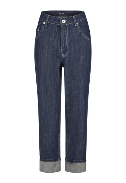 Loose fit jeans with turn-ups