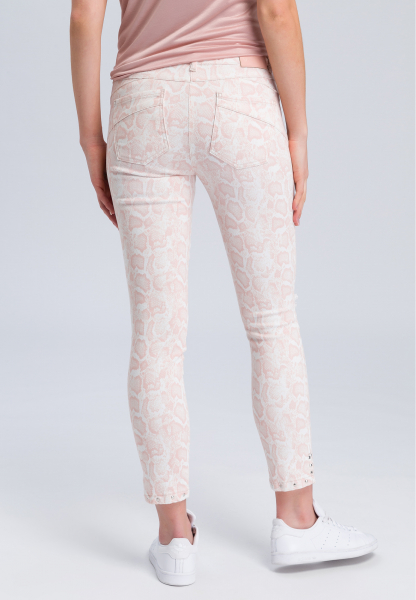Jeans with light snake print and Destroys