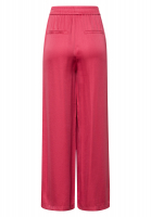 Pajama pants from flowing satin