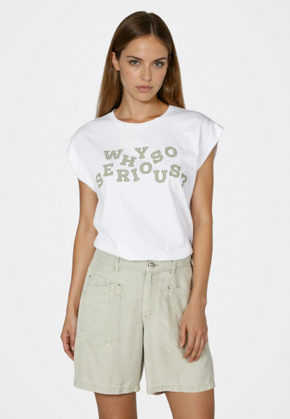 Shirt with appliqué wording