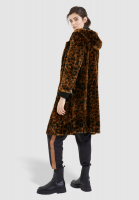 Coat with leopard print