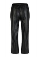 Shortened pants in leather look