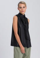 Top with a wide loop