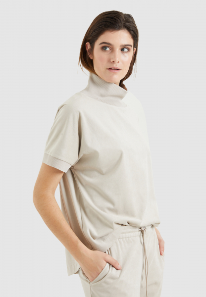 Leather top made from vegan leather