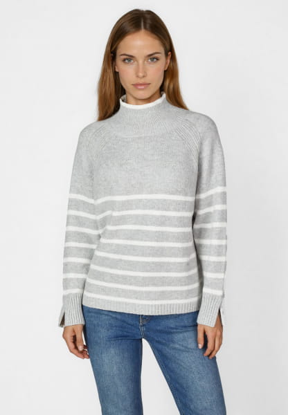 Pullover mit Streifen