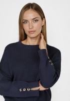 Pullover mit Schmuckknöpfen