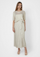 Sweater with sparkling effect